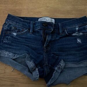 Abercrombie & fitch low rise short 0/25 waist